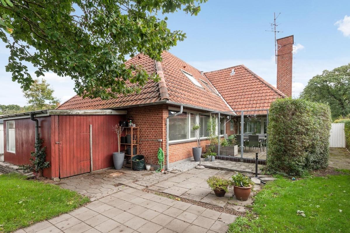 Bb Ikast Bed and Breakfast Exteriör bild
